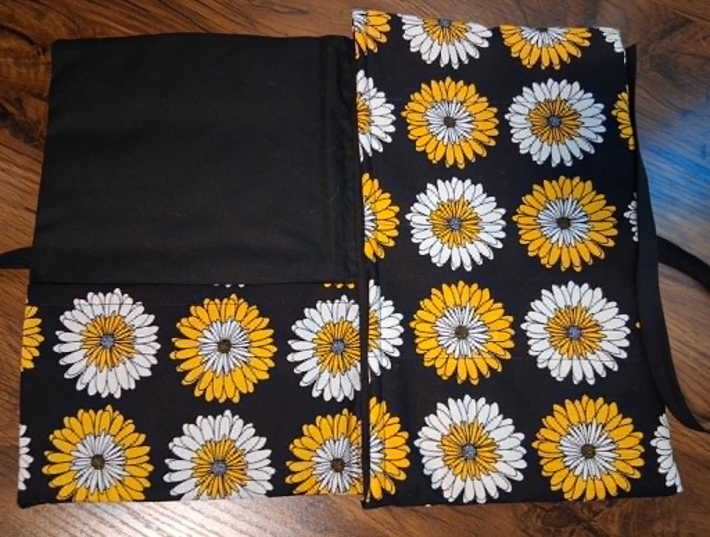 11x17 Daisy floral design quilted book cover tie and inside pocket